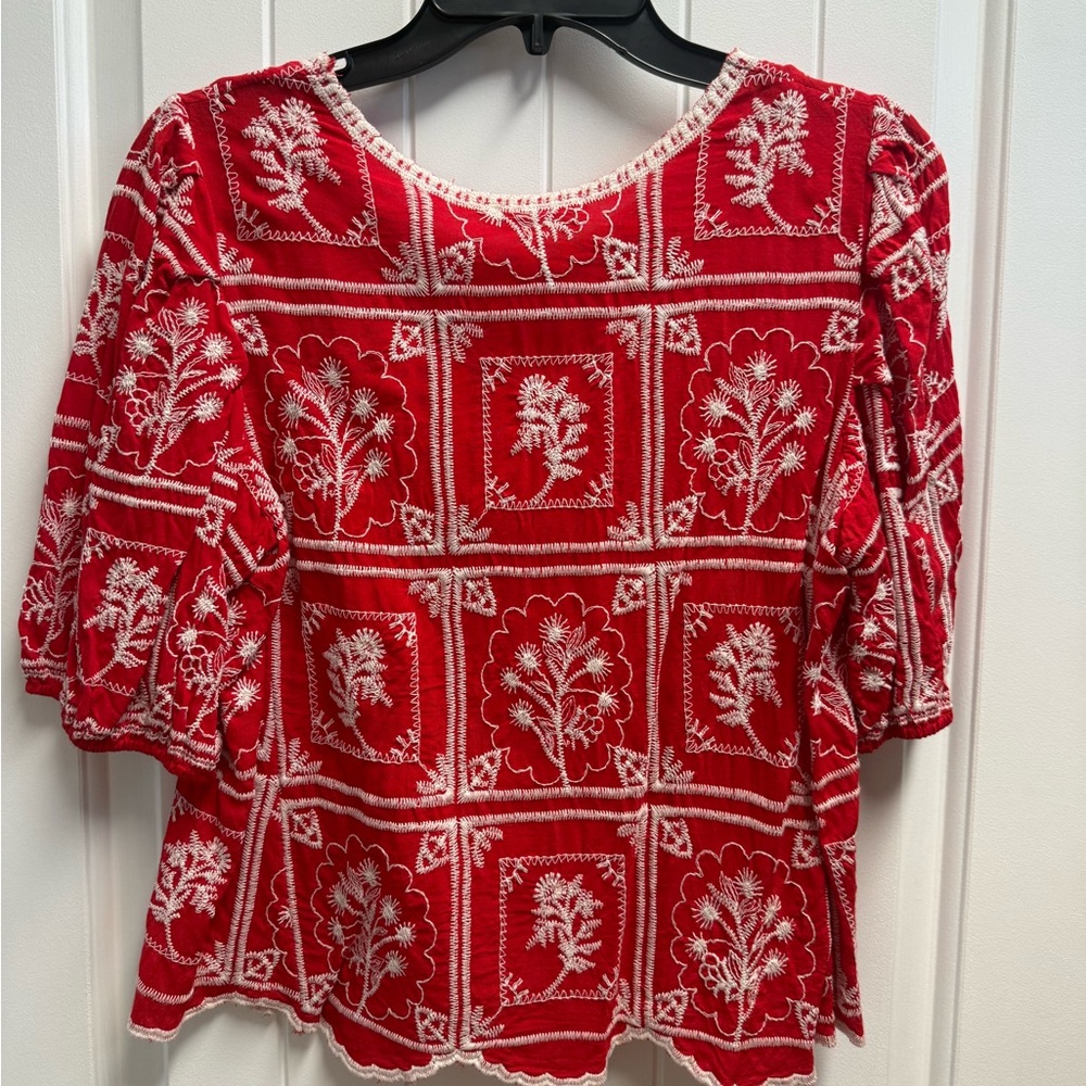 Solitaire Anthropologie Medium Red Embroidered Boho Blouse Scalloped Coquette - Picture 6 of 9